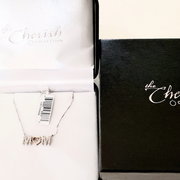 Women Necklace with 1/4ct Diamonds - Picture 2 of 13